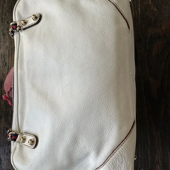 Gucci White and Gold Shoulder Bag with Chain-Link Handle - Picture 5 of 6